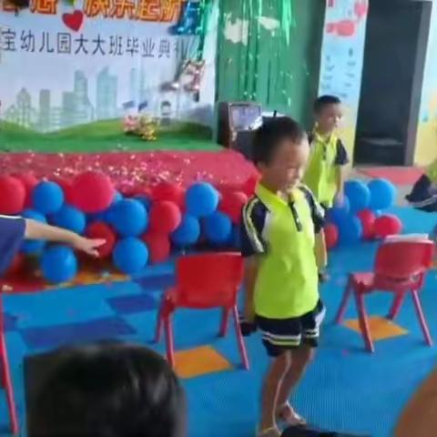 文谭旺宝幼儿园第一届毕业典礼圆满成功！