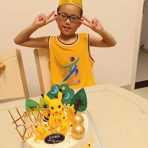 陈梅宇的愉快暑假