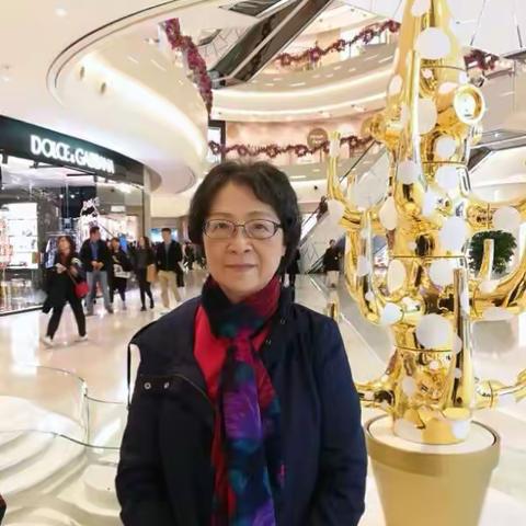 曾经的老同事四十年后再相聚