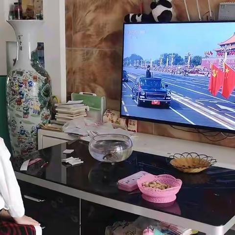 恩施市第三实验小学秦欢欢国庆假期活动报告