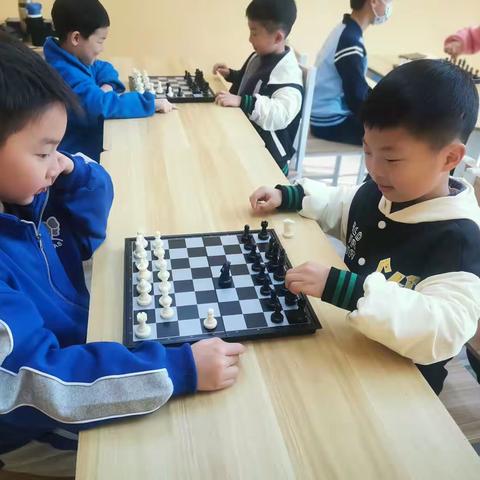 小兵奕智国际象棋“以棋会友”活动