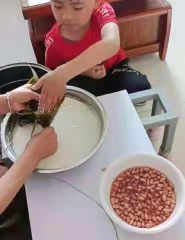 粽情山水，与众不同——一年四班多彩端午