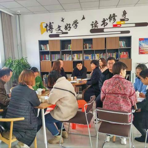 “亮身份、尽义务、作奉献”伊旗发改委开展共建和谐社区党员固定日活动