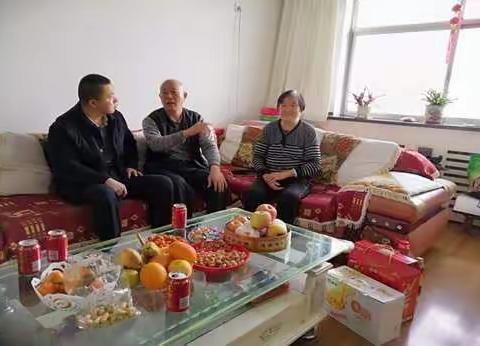 夕阳美  国网情 --国网伊犁供电公司开展“孝文化”系列活动