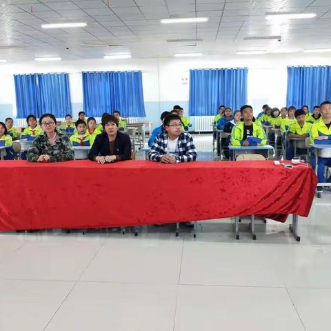 滨河学校团委简报