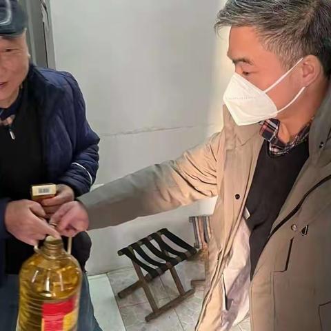 共同缔造聚合力  走访慰问暖民心