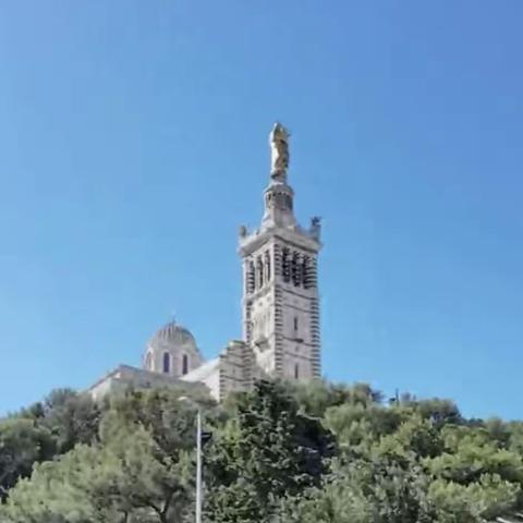云游法国🇫🇷馬赛，圣母加德大教堂·基督山伯爵监狱岛·欧洲与地中海文明博物馆。🌸🌸🌼🌼🌺🌺