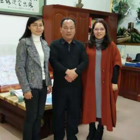 钦州学院两教授莅临我校指导课改工作