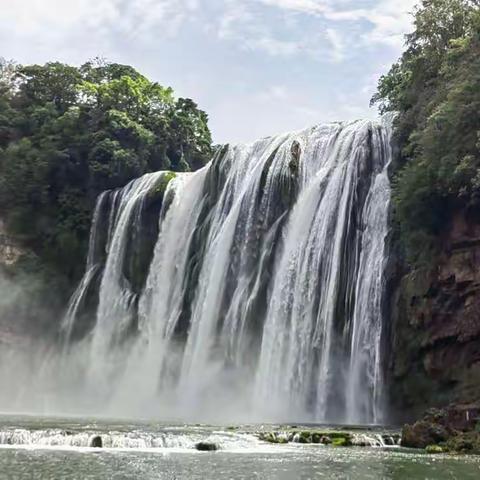 感谢天感谢地感谢一起的闺蜜之----黄果树