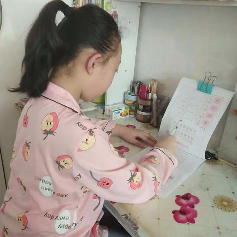 实验小学四年级五班虎湘