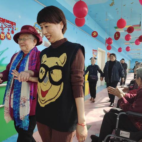 春天的色彩·别样风姿||上街区敬老院“三八”节模特秀活动