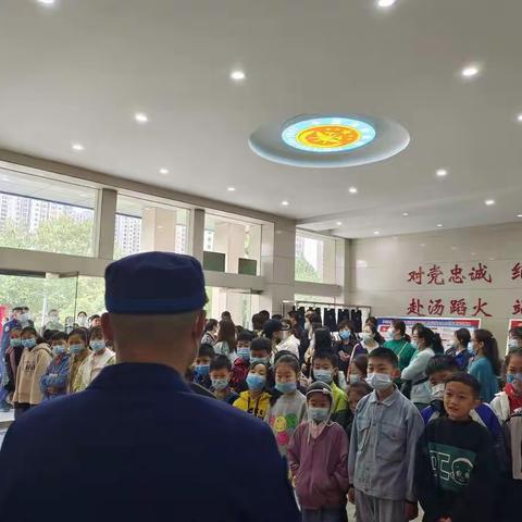 4.24号河南广播电视台巩义小记者走进消防大队！