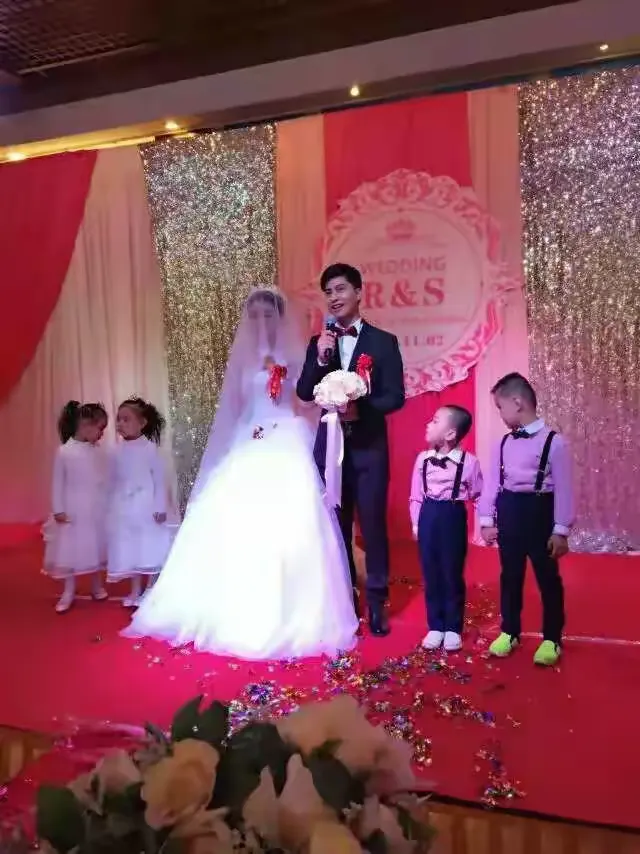 蒋仕蒋锐胞兄弟俩婚照精选