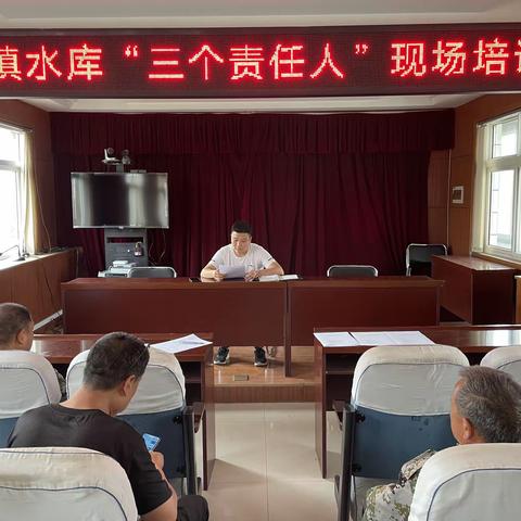 主汛期到来，西戌镇加强巡河力度保障人民生命财产安全