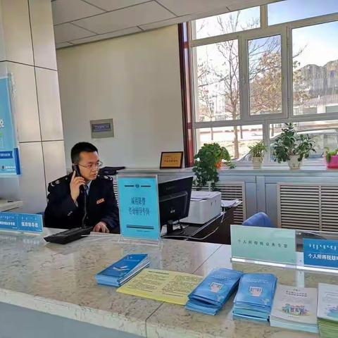 阿拉善左旗税务局宗别立分局减税降费在行动