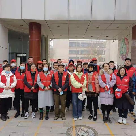 “不畏严寒，暖心呵护”友谊大街小学四五班致敬家长志愿者