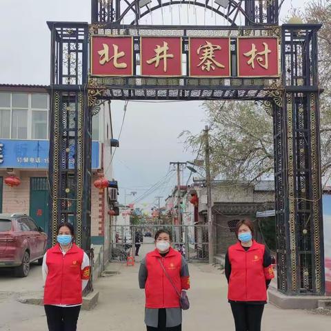 战“疫”中最美巾帼红