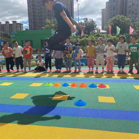 KFS轮滑展示课(恩贝幼儿园)