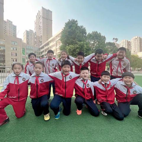 南阳市第十五小学第七届校长足球⚽️篮球杯联赛圆满闭幕