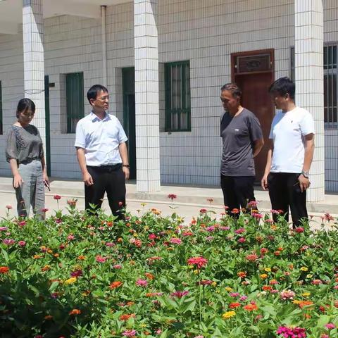 林业局局长王康文同志深入苗圃基地检查 指导工作