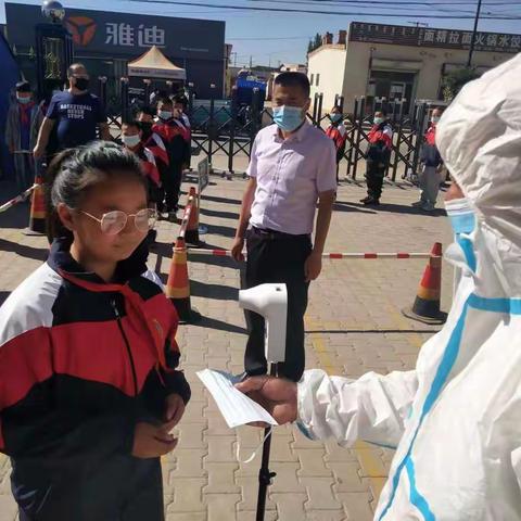 疫情防控，乌兰学校在行动一一乌兰学校疫情防控演练纪实