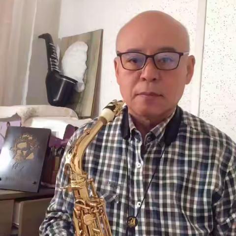 辛勤耕耘，为了那一份童心与梦想