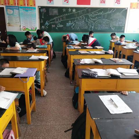 地震逃生演练，我们是认真的