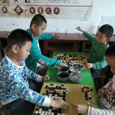 传承文明，拓展智慧！马兰幼儿围棋班开始上课了!