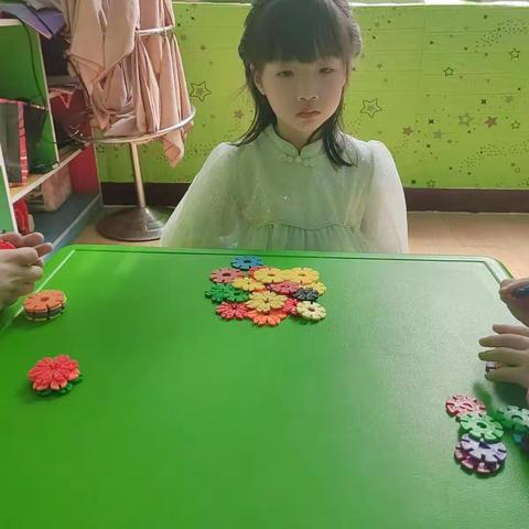 城成幼儿园中一班快乐的第十一周