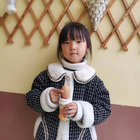 小太幼儿园《大一班》感恩活动第二天，感恩爸爸👨🏻——护“蛋”行动
