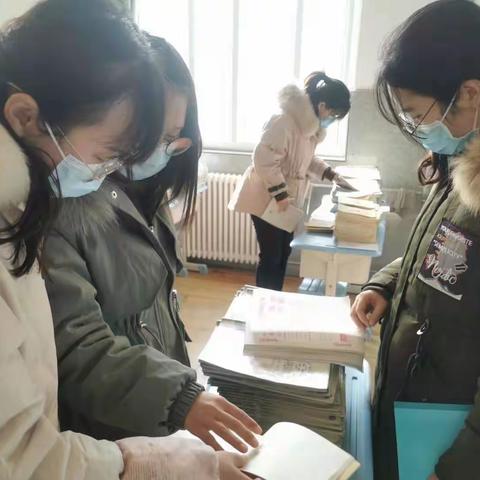 作业检查促规范，相互交流共成长——【洛龙区开元小学】