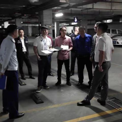 陵水县多部门联动对电动自行车消防安全进行检查