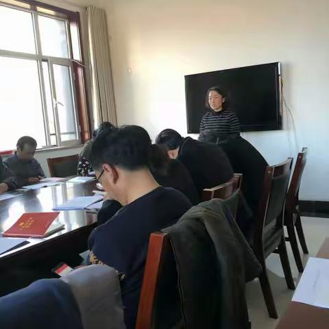 县委办召开涉县挂职干部工作汇报会