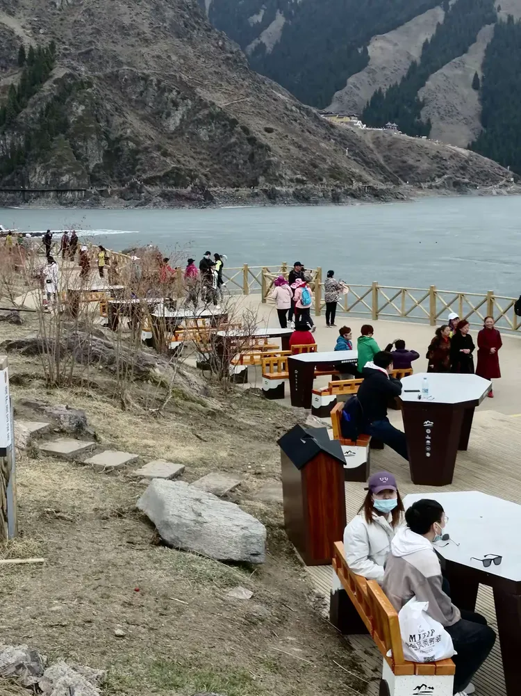 新疆天山天池镇