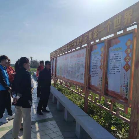 冯坡镇纪委组织开展“守好家庭防线 劲吹廉洁清风”家庭助廉活动