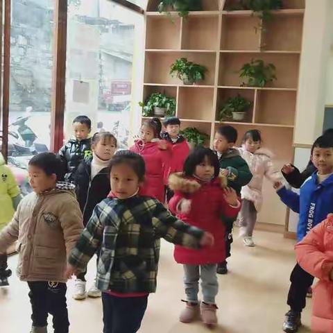 红太阳幼儿园幼小衔接班第十四周精彩回顾