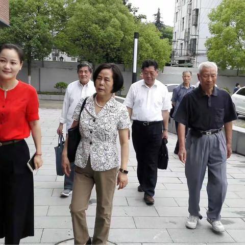 翰墨农垦海湾情 ⋯⋯区政协之友社书画组考察海湾镇活动