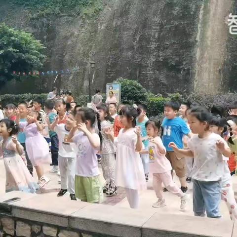 渝幼蓝溪幼儿园大一班6月美篇