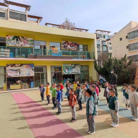 生活奇奇怪怪，我们可可爱爱！周末快乐！