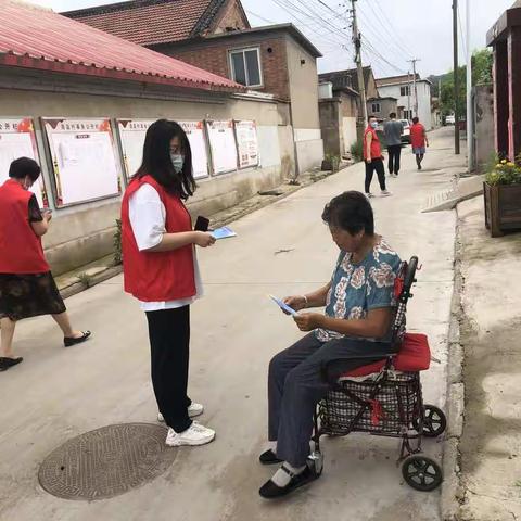 滦河镇开展“寸草心”关爱老人志愿服务活动