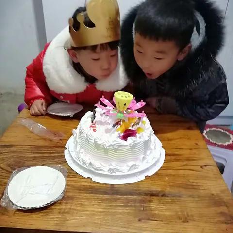 邵瑾熙生日快乐🎂🎂🎂👑👑👑