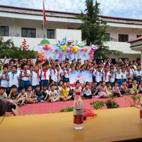 小手拉大手，未来一起走———宝健公司爱心莅临大马寨宝健希望小学