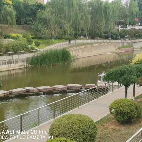 滨河公园风采