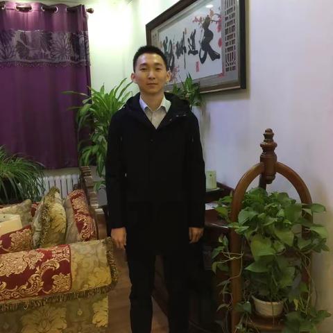 郭新宇照片