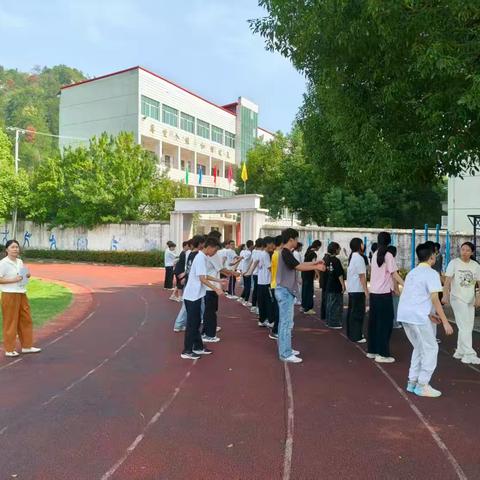 教学视导促提升，精准把脉助成长