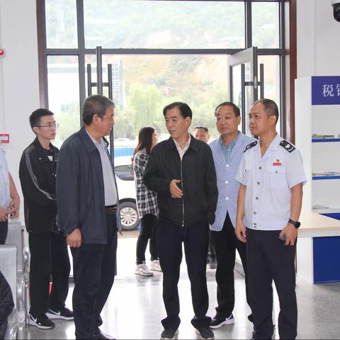 延安市总工会领导莅临延长县税务局检查指导工会工作