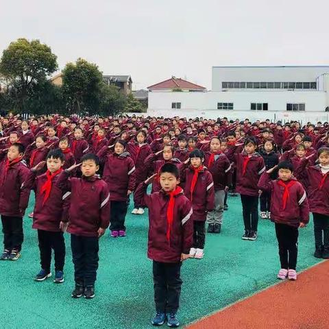 播下坚韧的种子，扣好人生第一粒扣子——记联合中心小学“操会强化训练课”活动