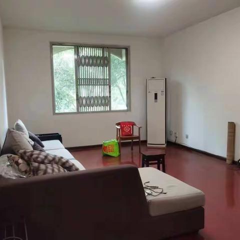 旭光小区二楼学区房正读市一小，产权116平，实际126，3/2/2     59.8万    ☎️18080397718