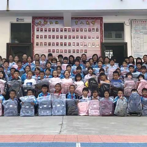 新安镇开展 “巾帼心向党 ”庆祝“三八”国际妇女节系列活动