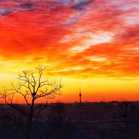 初冬的北京西山朝霞和晚霞太美了